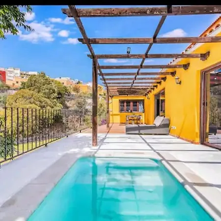 Casa Canaria Moderna *
